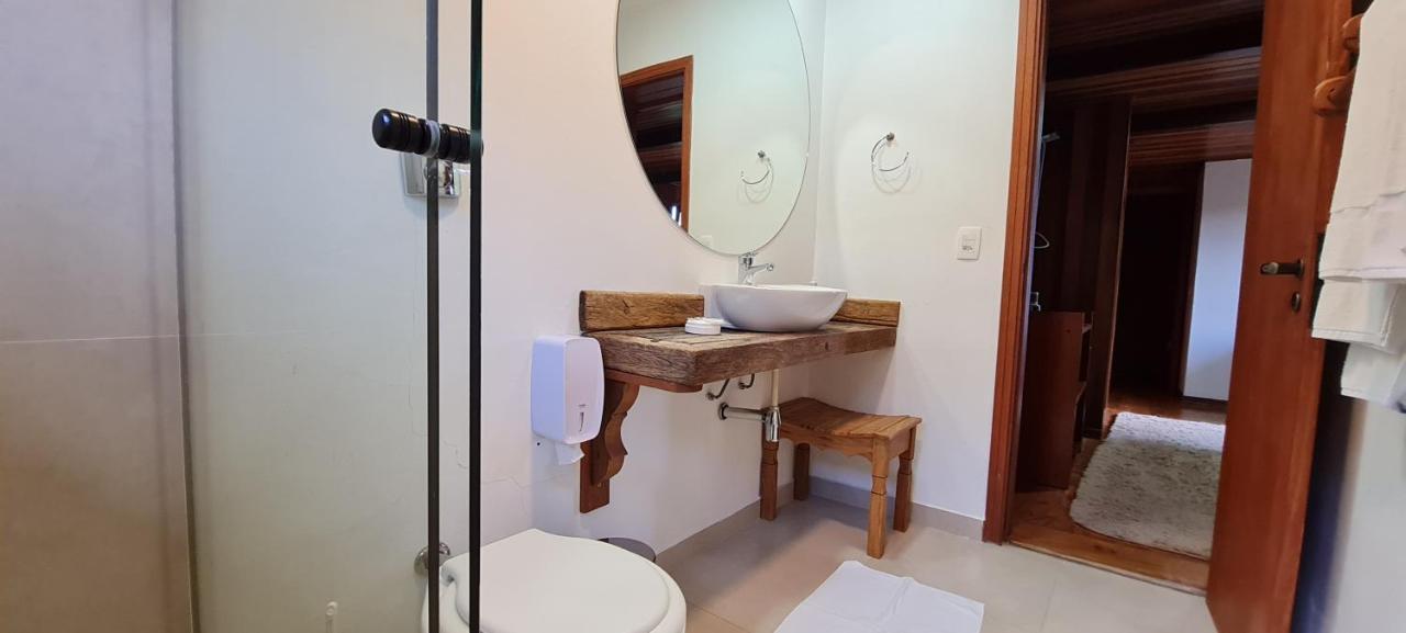 Arado 313 Suites Monte Verde  Quarto foto
